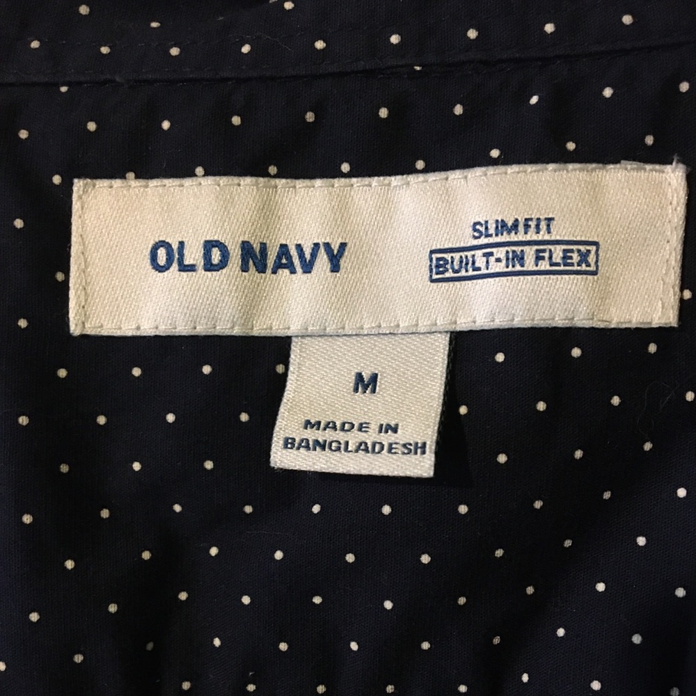 Button down - Picture 3 of 3